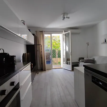 Appartement Rez-de-jardin Au Calme&grande Terrasse Bandol